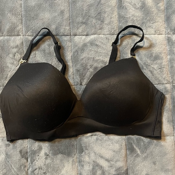 Victoria's Secret Wireless Bra - Picture 4 of 6